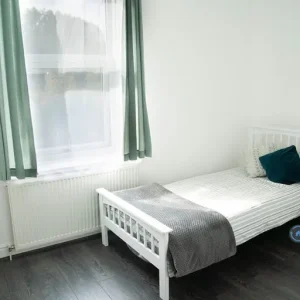 1 bedroom in Hughes Street, Burnley, BB11 (#2305226) - Image 5