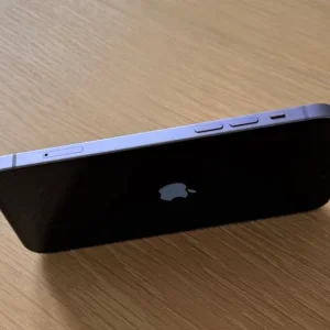 Apple iPhone 12 64GB Purple - Image 4