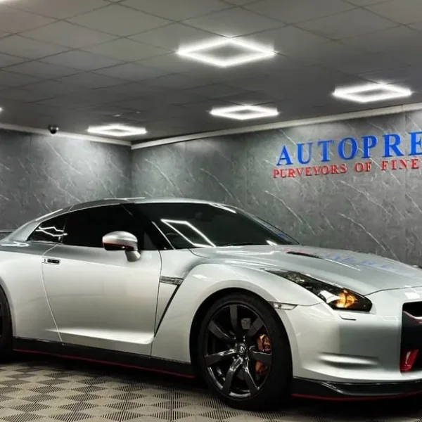 2010 NISSAN GT-R 3.8 Premium STAGE 2 600 MASSIVE HISTORY ONE OF THE BEST AROUND