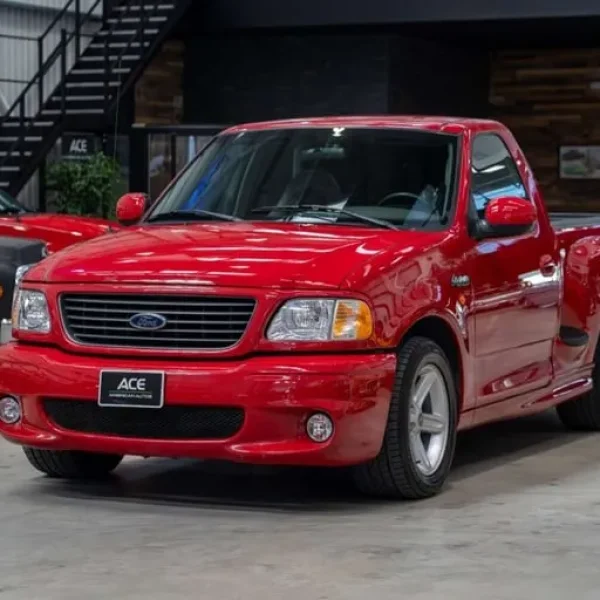 2004 Ford F150 Lightning 5.4L V8 Supercharged Auto