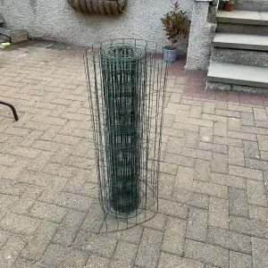 Fence mesh