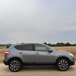 2012 Nissan Qashqai 1.6 n-tec+ 2WD Euro 5 5dr Hatchback Petrol Manual - Image 4