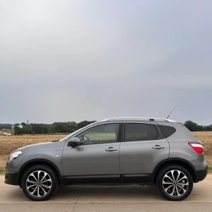 2012 Nissan Qashqai 1.6 n-tec+ 2WD Euro 5 5dr Hatchback Petrol Manual - Image 5