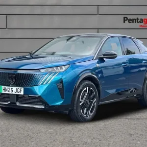 Peugeot E-3008 5-door Electric SUV with 73kWh battery - Image 3