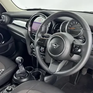 2022 MINI ONE 1.5 Petrol Manual 5-door - Image 6