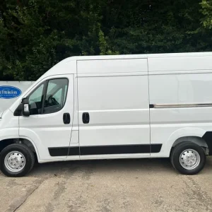 2023 Vauxhall Movano 2.2 Turbo D 140ps White Panel Van Manual - Image 7