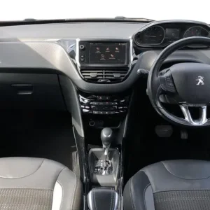 2018 Peugeot 2008 1.2 PureTech 110 Allure 5-door Hatchback - Image 3