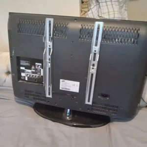 Samsung TV - Image 2