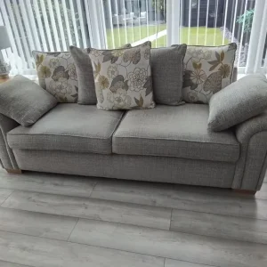 3-4 seater sofa and swivel chair - Image 4