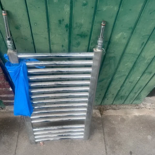 Towel radiator for bathroom