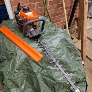 Parker 2 stroke 26cc hedge trimmer - Image 2