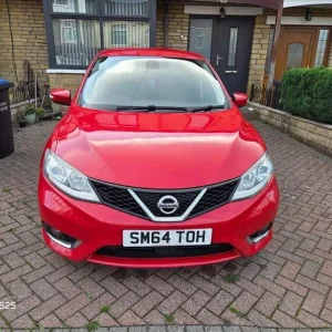 2015 Nissan Pulsar 5-door hatchback