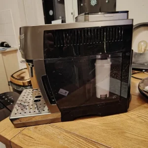 De'longhi bean to cup magnifica smart machine - Image 2