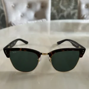 Ray-ban Clubmaster Reverse Sunglasses - Image 3