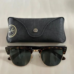 Ray-ban Clubmaster Reverse Sunglasses
