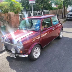 Austin Mini Classic 30 Limited Edition Petrol Manual - Image 3