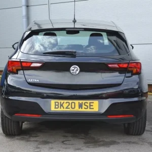2020 Vauxhall Astra 1.2 Turbo SRi Hatchback - Image 5