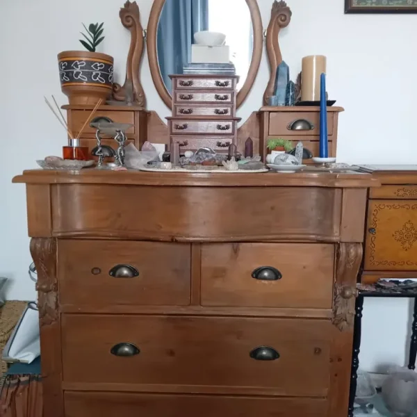 Mirrored oak chest of drawers