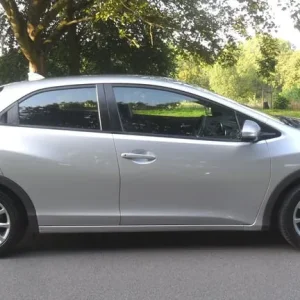 2012 Honda Civic 1.8 i-Vtec SE 5-door hatch - Image 2