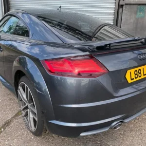 2017 Audi TT S-Line Ultra 2.0 TDi with side damage – starts and drives, fully loaded - Image 6