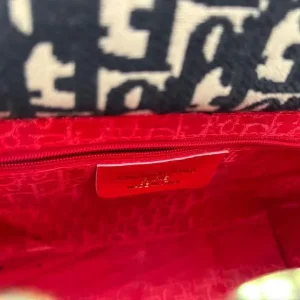 Handbag with shoulder strap - Image 4