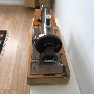 Singer Sewing Machine Manual - Image 3
