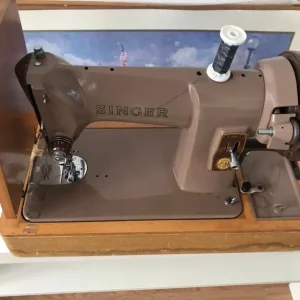 Singer Sewing Machine Manual - Image 4