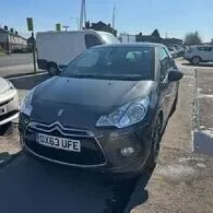 2013 Citroen DS3 1.6 VTi DStyle Plus Hatchback - Image 2