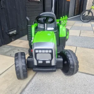 Ride on electric tractor and trailer - Image 2