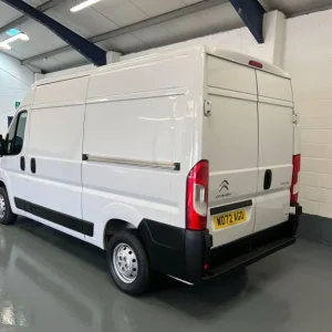 2022 Citroen Relay 2.2 BlueHDi 35 Enterprise L2 High Roof Diesel Van - Image 5