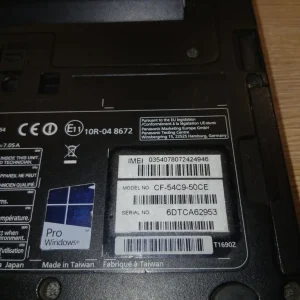 Panasonic Toughbook CF-54 mk1 with touch screen and 8GB RAM - Image 3