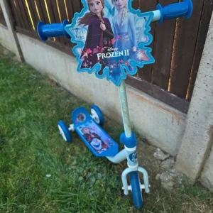 Frozen scooter - Image 2