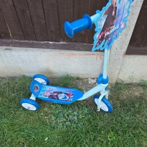 Frozen scooter - Image 3