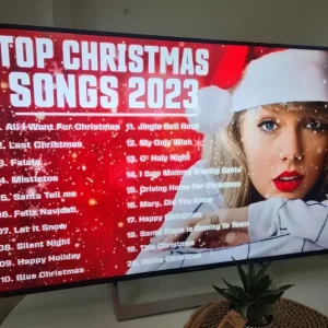 43-inch Sony Bravia 4K Smart TV with Alexa, Freeview, FreeSat, Bluetooth - Image 3