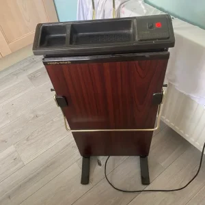 TROUSER PRESS
