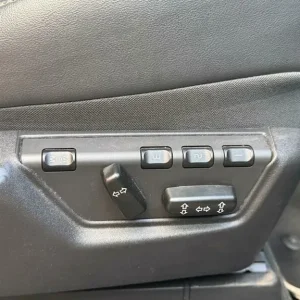 Volvo XC90 D5 R-Design Nav AWD - Image 8