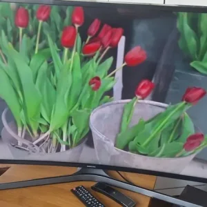 samsung smart tv 40 inch curved - Image 2