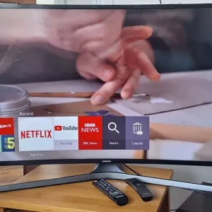 samsung smart tv 40 inch curved - Image 3