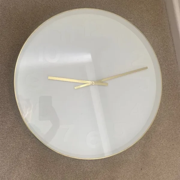 Karlsson wall clock