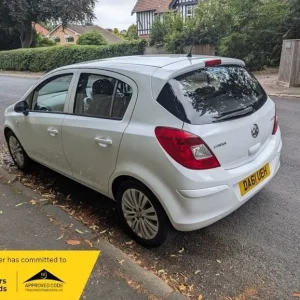 Vauxhall Corsa EXCITE AC ECOFLEX - Image 4