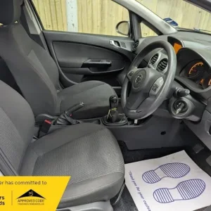 Vauxhall Corsa EXCITE AC ECOFLEX - Image 7