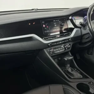 2020 Kia Niro 1.6 GDi Hybrid 3 5dr DCT Estate - Image 3
