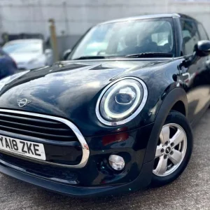 2018 MINI Cooper 1.5 Diesel 5 Door Hatchback Manual - Image 3