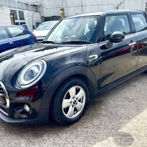 2018 MINI Cooper 1.5 Diesel 5 Door Hatchback Manual - Image 4