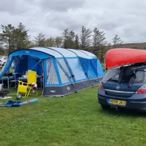 Vango Taiga airbeam 600XL large 6-person man tent with camping gear - Image 3