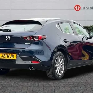 2021 Mazda3 2.0L E-SKYACTIV-G MHEV SE-L Luxury Hatchback - Image 3
