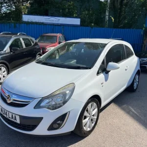 2014 Vauxhall Corsa 1.2 16V Excite Euro 5 3dr Hatchback Petrol Manual - Image 4