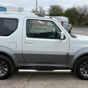 2016 Suzuki Jimny ADVENTURE Estate Petrol Manual - Image 3