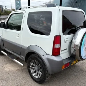 2016 Suzuki Jimny ADVENTURE Estate Petrol Manual - Image 7