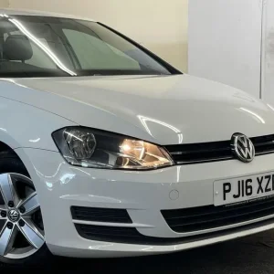 2016 Volkswagen Golf 1.4 TSI BlueMotion Tech S Euro 6 5-door hatchback manual - Image 5